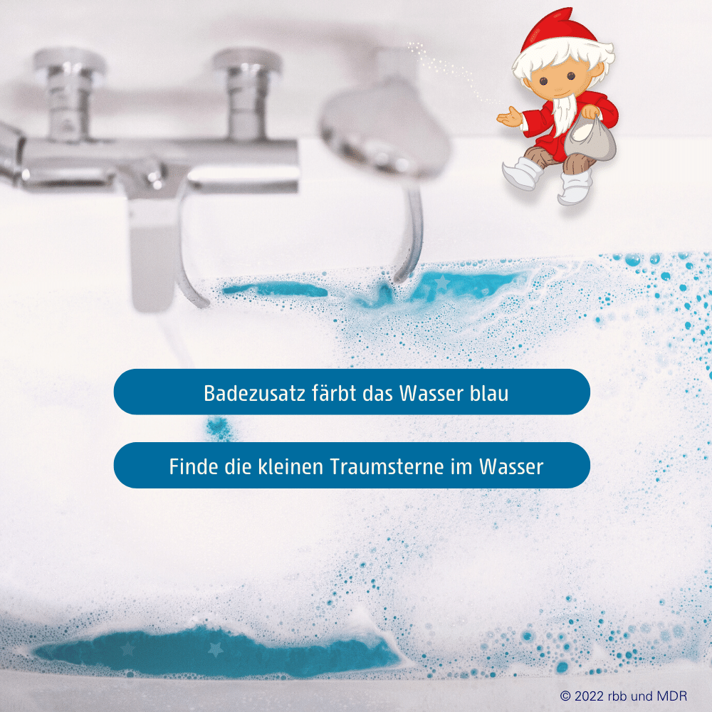 Der Badezusatz faerbt das Wasser blau und hinterlaesst kleine Traumsterne im Wasser